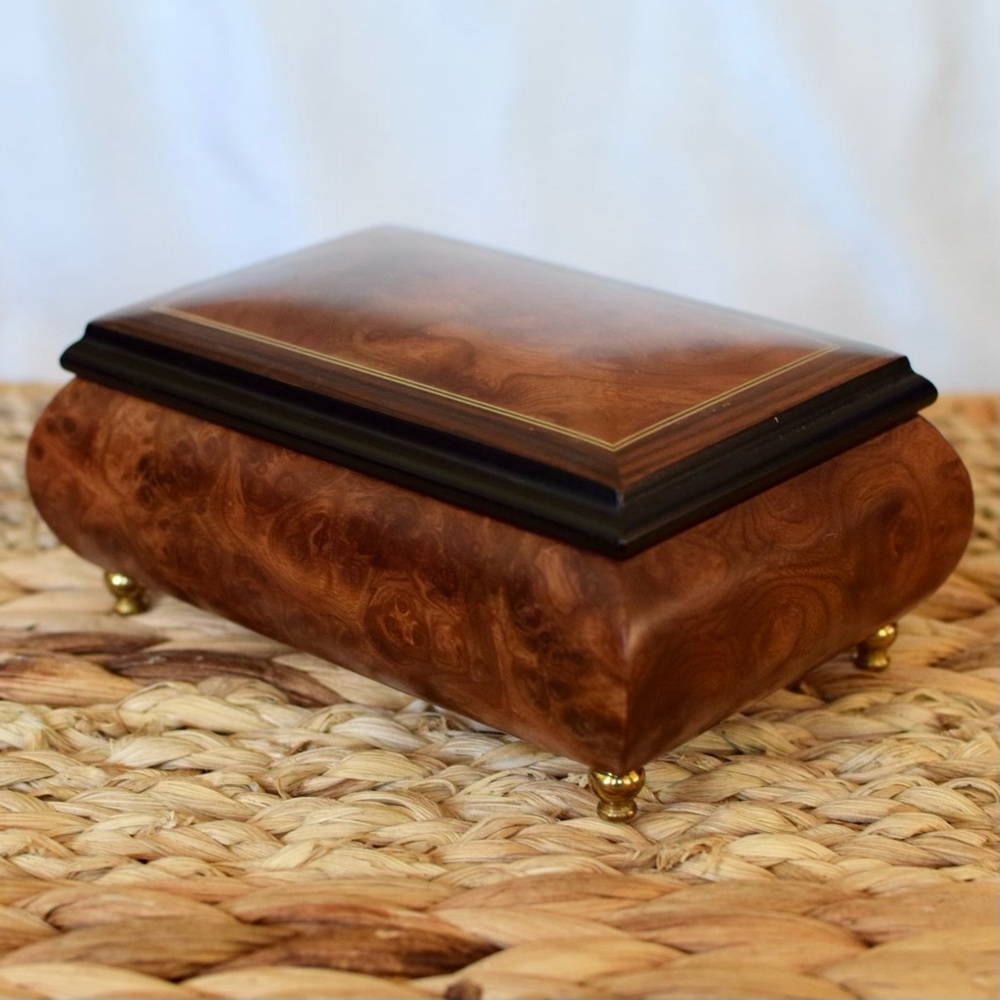 Vintage Italy Sorrento Musical Jewelry Box